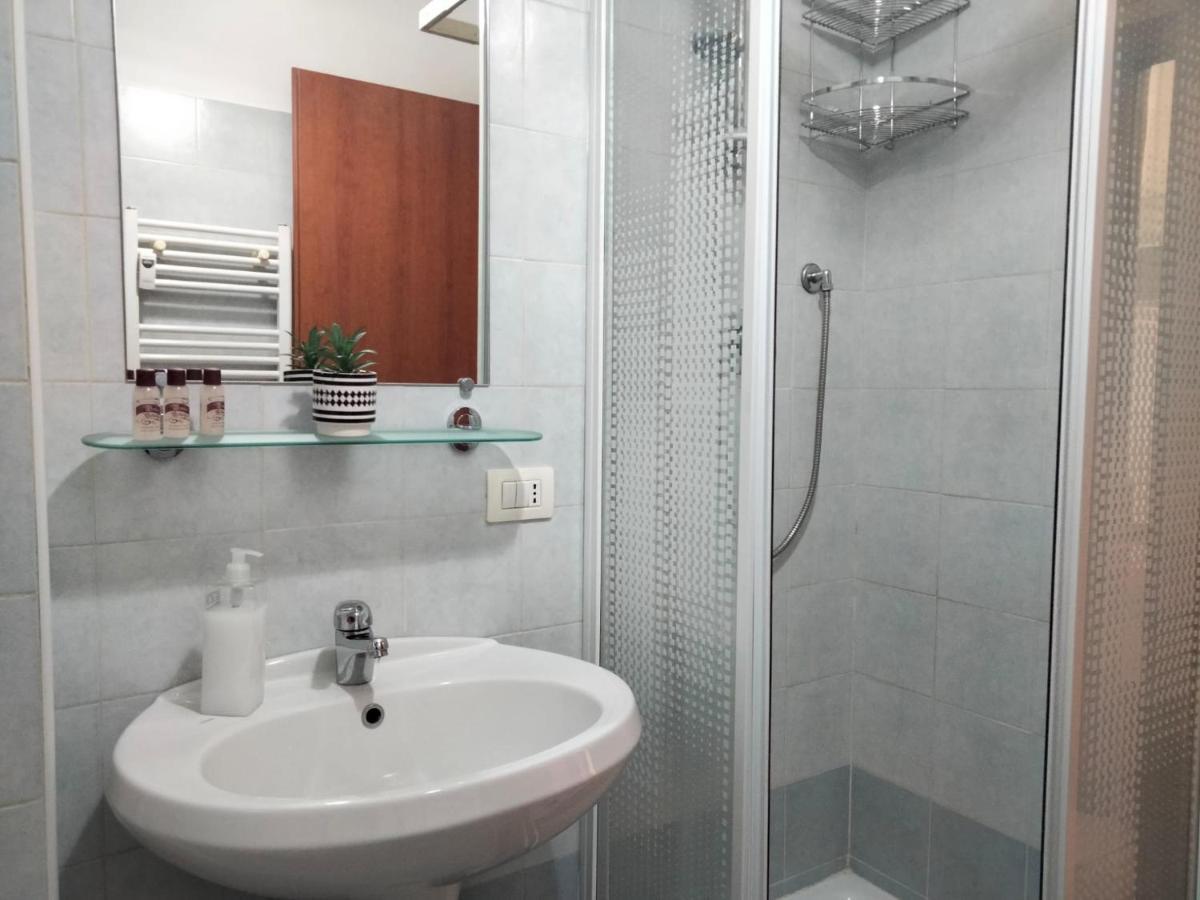 Ripoli Apartment โรม ภายนอก รูปภาพ